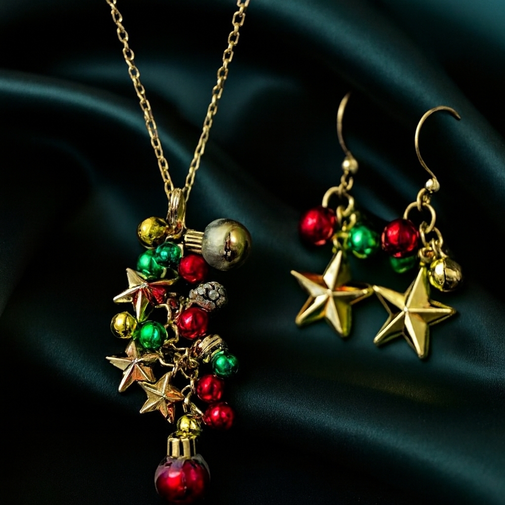Festive Gold Star Jewelry Set – Holiday Pendant Necklace, Earrings w/ Rhinestone